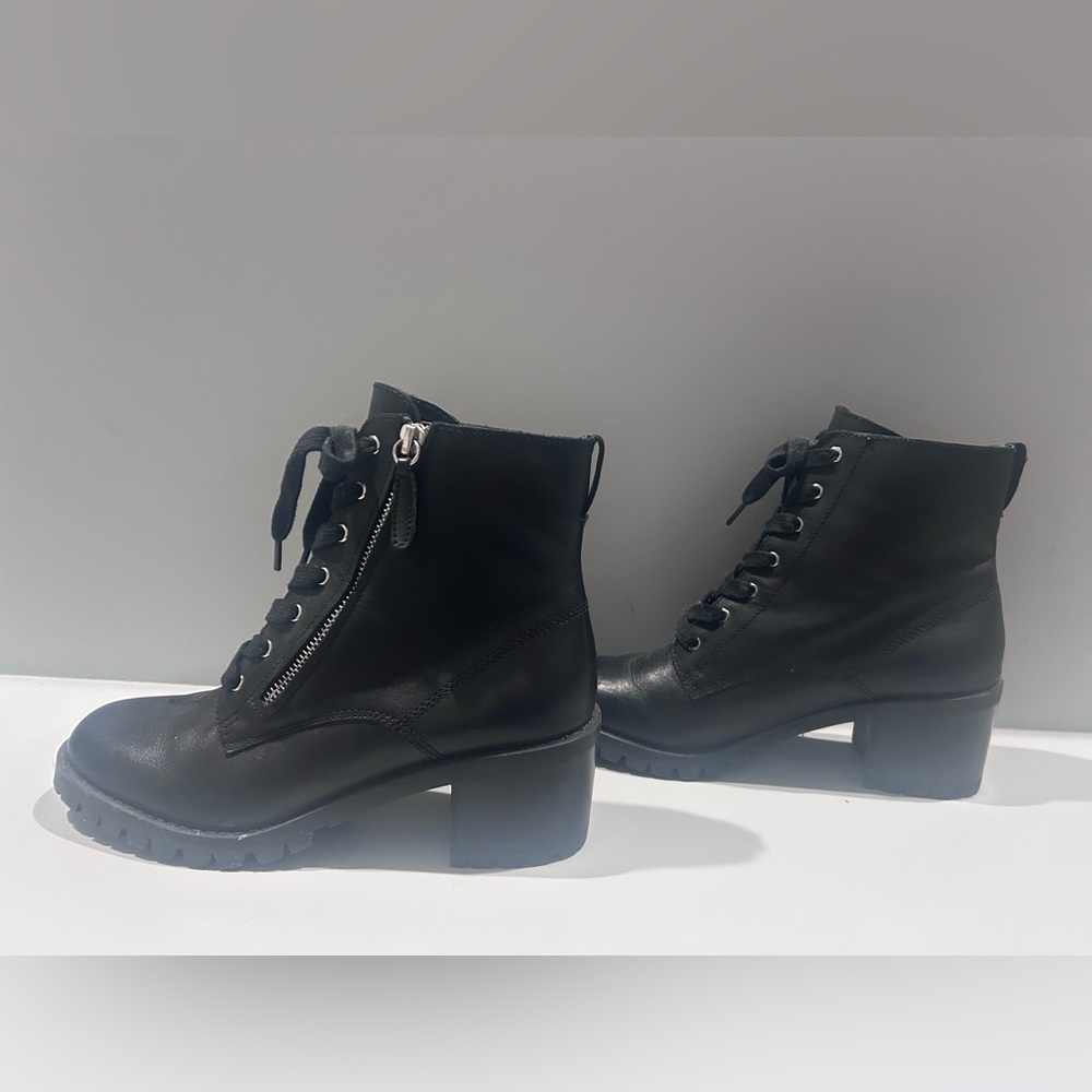 Also Women's Black Lace-Up Block Heel Ankle Boots - size 8